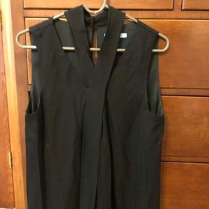 Lightweight blouse with crisscross detailing